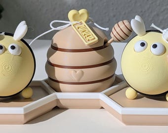 Gewürzstreuer Set Hummel Horstie & Honigtopf – 3D Druck Zuckerdose, Salz und Pfeffer Streuer, Waben Untersetzer – Tischdeko Geschenk Umzug