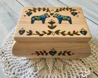 Rosemaling, Swedish Horse, Scandinavian Jewelry Box, Swedish Gifts, Norwegian Jewelry Box, Swedish Jewelry, Dala Horse, Swedish Trinket Box