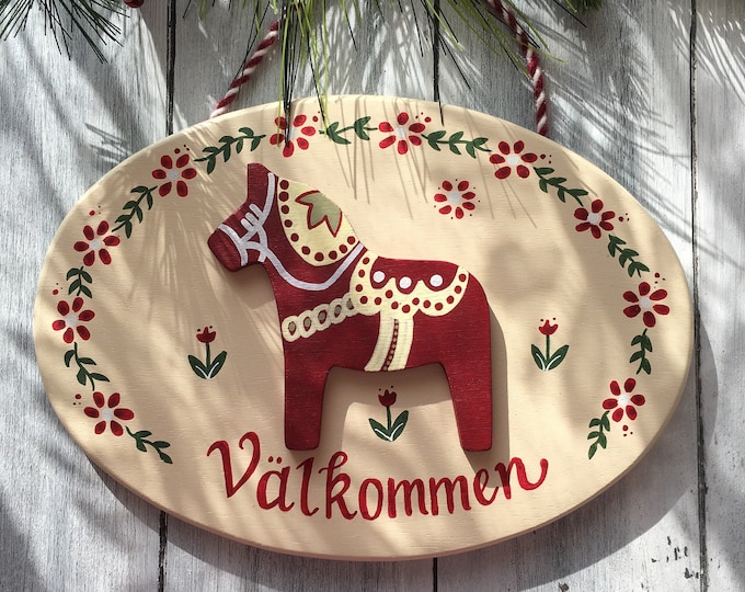 Dala Horse, Scandinavian Decor, Swedish Gifts, Scandinavian Decor, Swedish Decor, Swedish Dala Horse, Välkommen Sign,