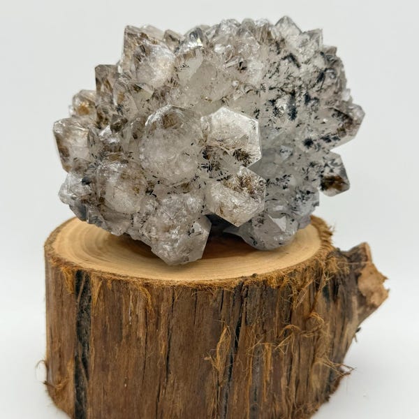 Pinecone Quartz with Rutile Inclusions Unique Formation / Rutilated quartz cluster  / B3