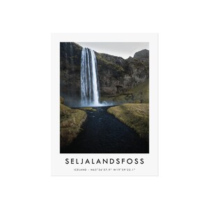 Cascata Seljalandsfoss - Stampa fotografica di cascata islandese - Majestic Nordic Wall Art