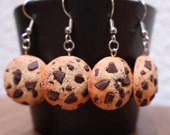 Chocolate Chip Cookie Earrings – Handmade Cute Polymer Clay Jewelry | Realistic Food Dangle Earrings | Gift for Sweet Tooth & Food Lovers