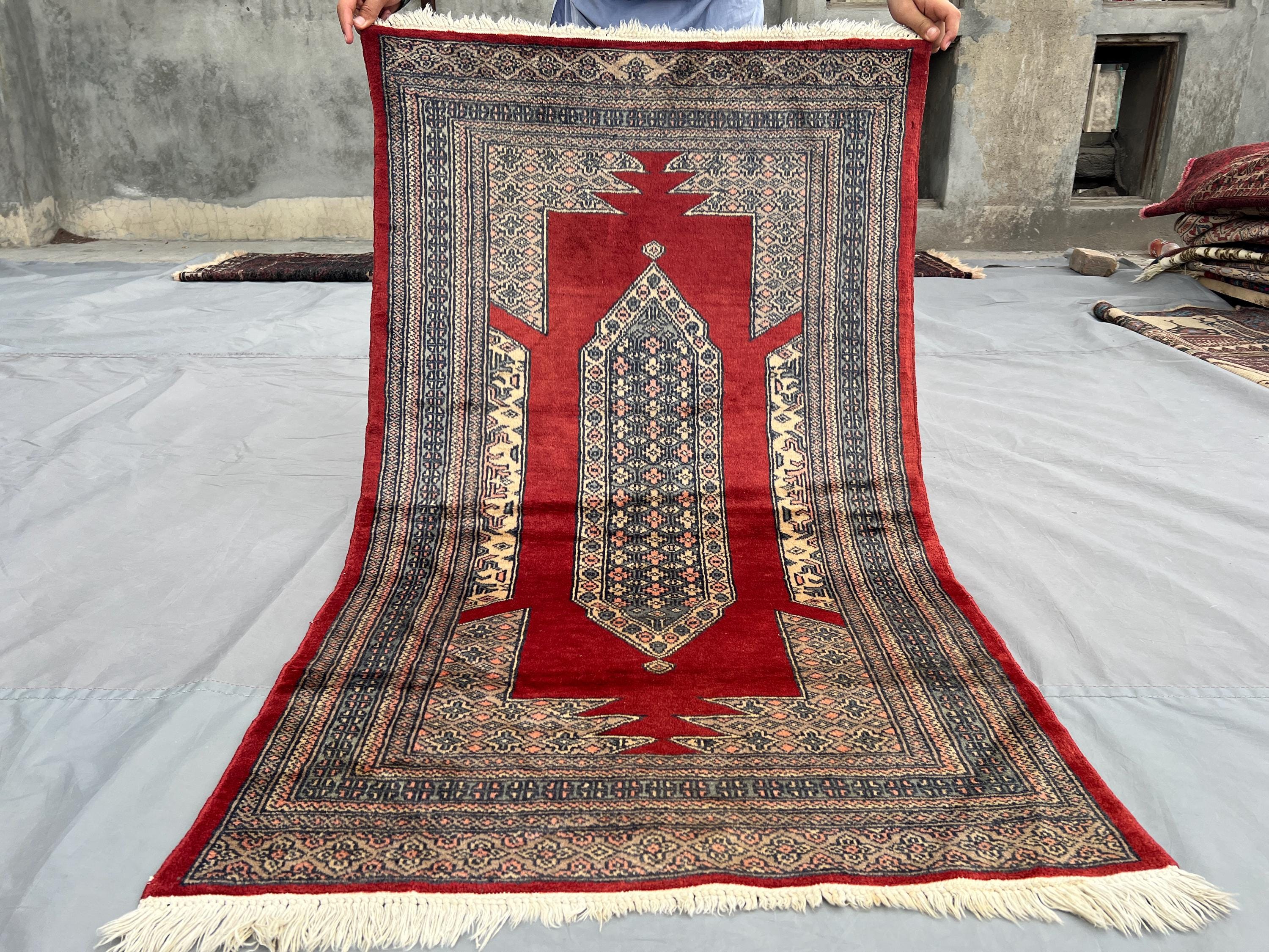 ラグ・カーペット Pakistani handmade wool small carpet il_fullxfull.7128069215_5n0m.jpg