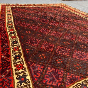 Tapis tribal afghan ancien 178 x 244 cm | Tapis en laine Baloutche fait main des années 1940 | Motif Boukhara turkmène | Grand tapis pour salon ou chambre image 8