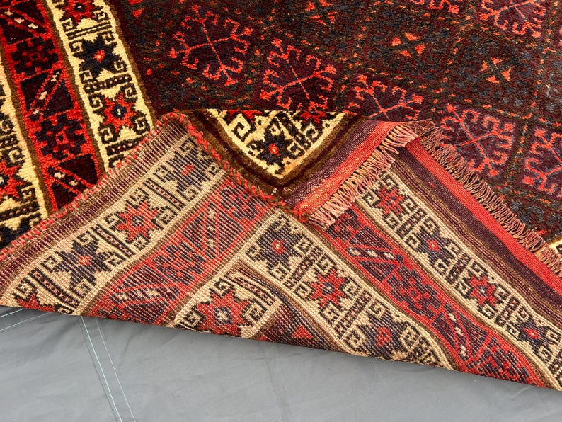 Tapis tribal afghan ancien 178 x 244 cm | Tapis en laine Baloutche fait main des années 1940 | Motif Boukhara turkmène | Grand tapis pour salon ou chambre image 11