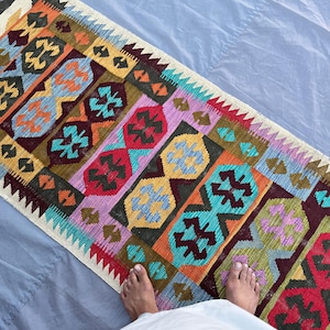 Tapis kilim coloré, 2 pi 8 x 9 pi 6 pi | d'entrée afghane en laine tissée à la main | Tissage plat tribal | Décoration bohème lumineuse du sud-ouest de l'entrée