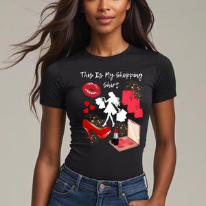 Shopping Shirt, Unisex Heavy Cotton Tee, Casual Graphic T-Shirt, Fashion Lover Gift, Women&#39;s Shopping Tee, Statement Top, Love To Shop