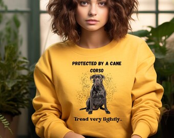 Cane Corso minnaar sweater, waakhond cadeau, beschermd door een cane corso shirt, unieke uniseks ronde hals, trui met loopvlak zeer licht, cane corso