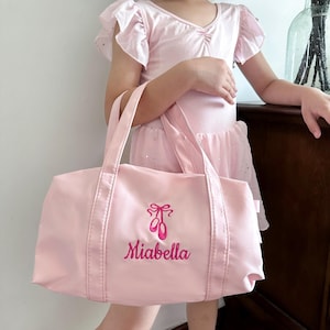 Personalized Ballet Bag – Embroidered Dance Bag, Custom Kid&#39;s Duffle Bag, Ideal Gift for Dancers, Ballet Lovers, Travel & Gym Bag AC