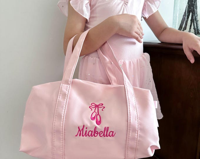 Personalized Ballet Bag – Embroidered Dance Bag, Custom Kid's Duffle Bag, Ideal Gift for Dancers, Ballet Lovers, Travel & Gym Bag AC