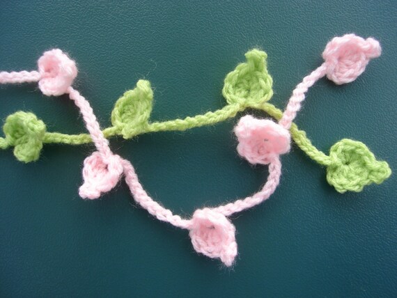 How to Crochet a Chain of Leaves Free Pattern
