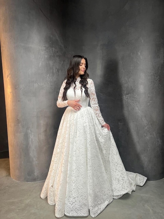 mermaid wedding dress with long sleeves Unique One Shoulder Long Sleeves Satin Mermaid Wedding Dress QW0923 US14 / White