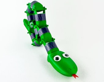 トイ・ストーリー（1995年）のスネークのおもちゃの1:1スケール