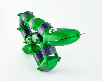 トイ・ストーリー（1995年）のスネークのおもちゃの1:1スケール