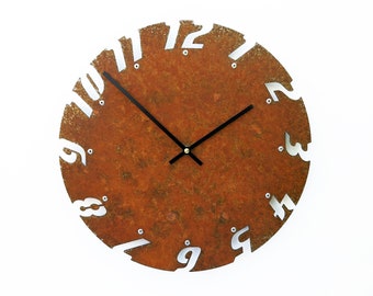 Radial III Rustic Wall Clock / Circular Round Shape with Fancy Numbers / Check the Time Analog Movement / Customizable Color Rust Pattern