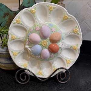 VTG Handmade Ceramic Easter Themed Deviled Egg Platter