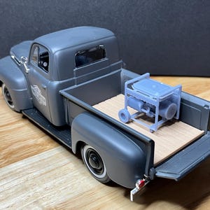 1/24 Scale Generator 3D Resin (2)