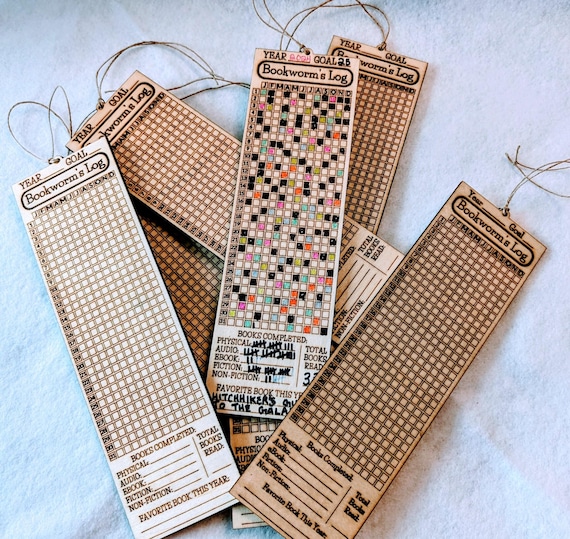 Reading Habit Tracker Wooden Bookmark - Bookworm Gift, Librarian Ornament, Laser-Engraved Bookworm's Log