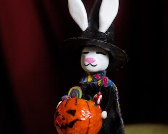 Cecily Bunny Trick or Treating