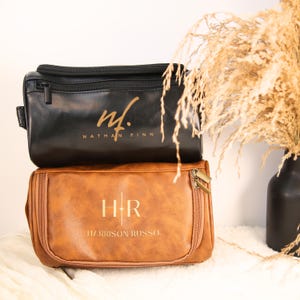 Trousse de toilette personnalisée pour homme - cadeau garçon d'honneur, accessoire en cuir personnalisé pour kit Dopp, cadeau d'anniversaire pour lui, cadeau de Noël pour homme