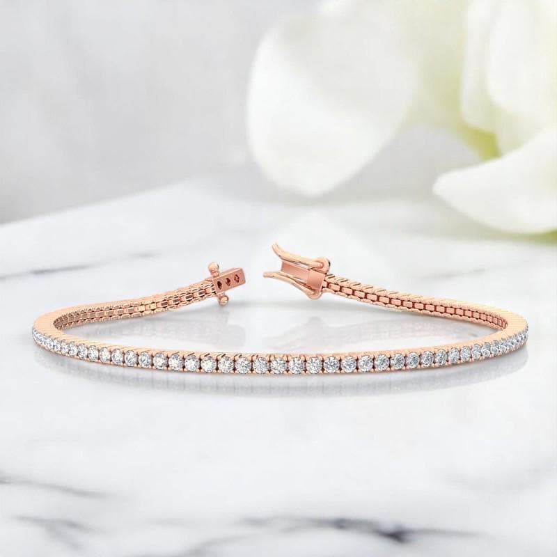 Bracciale tennis classico da donna con zirconi placcati in oro