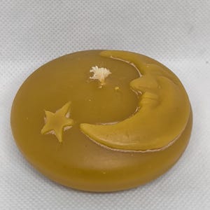 1043 Beeswax candle &quot;Floating candle moon&quot;