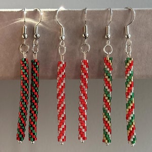 Beaded Christmas Dangle Earrings: Red, Green & Gold Holiday Jewelry