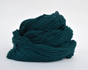 Teal Weaving Yarn, Navajo Weaving Yarn, Wool Yarn, 4oz skein