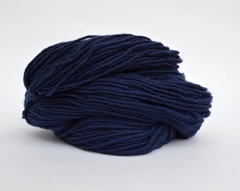 Navy Blue Weaving Yarn, Navajo Weaving Yarn, Wool Yarn, 4oz skein
