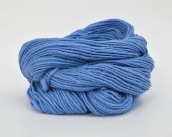 Cornflower Blue Weaving Yarn, Navajo Weaving Yarn, Wool Yarn, 4oz skein