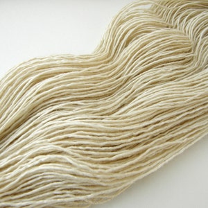 Natural White Wool Warp Yarn for Hand Looms, Navajo Weaving Warp, 4oz skein image 4