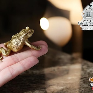 Small Handmade Brass Toad | Charming Frog-Design Tea Accessory | Unique Home Animal Figurine | Artistic Ornament Decoration