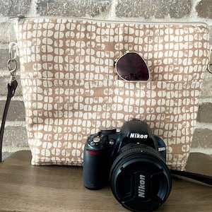 Women&#39;s Camera Bag purse in Light brown / Tan,  by Darby Mack & made in the USA