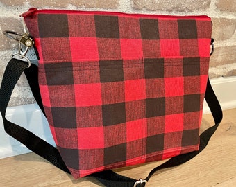 Sac photo, PRÊT à être expédié ! Plaid Buffalo rouge et noir, Darby Mack et fabriqué aux États-Unis !