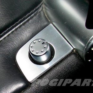Decorative cover around mirror adjustment milled aluminum for Audi TT 8n quattro 3.2 3.2