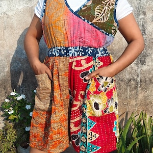 Mono reversible Kantha, sari de algodón reciclado, mono bohemio, mono de verano