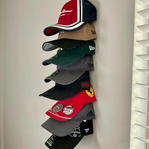 Wall Mounted Hat Rack – Modular Hat Organizer for Baseball Caps & Snapbacks | 3D Printed Storage, Custom Colors, Screws Included