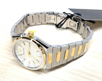 Nuovo orologio da donna Bulova 98L323 classico bicolore in acciaio inossidabile, modello 2026, al quarzo.