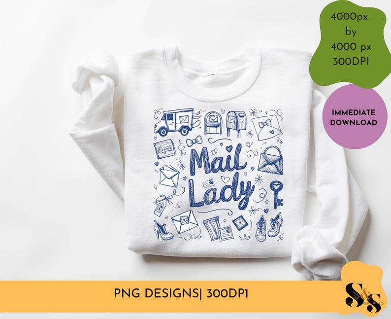 Peut inclure: Sweat-shirt blanc avec un motif bleu et blanc repr&eacute;sentant le texte "Mail Lady" entour&eacute; d'illustrations sur le th&egrave;me du courrier, notamment des bo&icirc;tes aux lettres, des enveloppes et un camion de livraison.