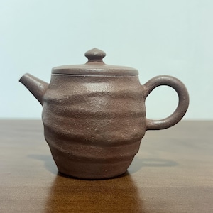 Hand-Thrown Mini Yixing Zisha Teapot 110ml - Wheel-Formed Textured Clay Teapot with Lotus Bud Finial