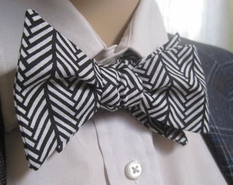 Herringbone Bow Tie Large Pattern