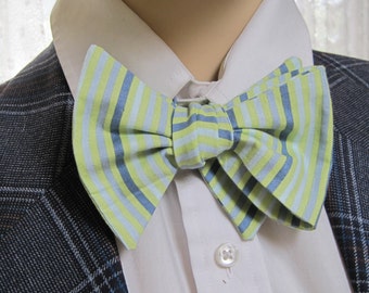 Men's Bow Tie Green Striped
