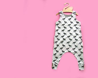 Baby harem romper, fawn, monochrome
