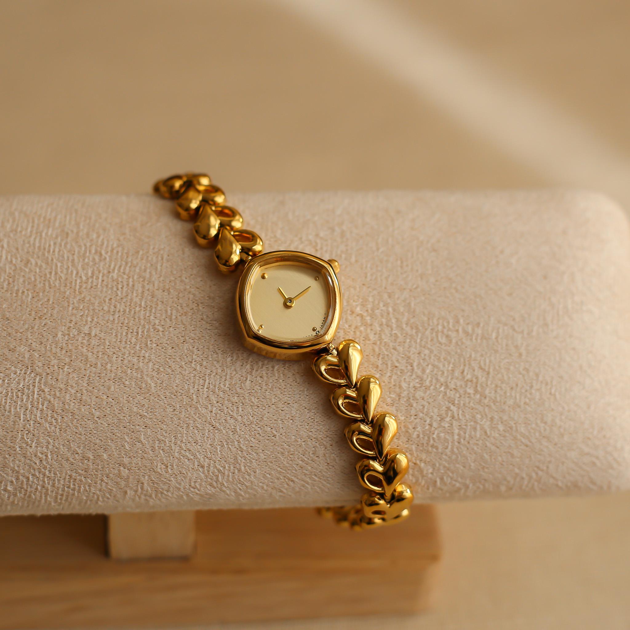 Vintage-inspired 18K Gold Plated Watch|old Money Wristwatch  display picture 1