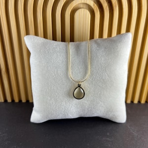 Minimalistische ketting - Gouden druppelvormige hangerketting – Minimalistische elegante druppelketting voor dames – Cadeau voor verjaardag, jubileum