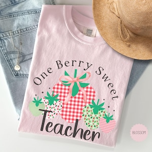 Strawberry Teacher T-Shirt, Comfort Colors, Coquette Strawberries Teachers Tshirt, Summer School Teacher Appreciation Gift, Cute Berries Tee
