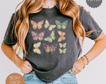 Butterfly Crop T-shirt, Comfort Colors®, Vintage Butterflies Shirt, Cottagecore Cropped Tee, Cute Butterfly Boxy Tshirt,Butterfly Lover Gift