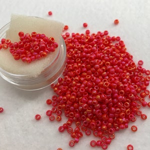 SB 8-Opaque Rainbow Pumpkin Toho Round 8/0 Seed Beads
