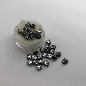 CZE CB Ginko Silver Splash Jet Czech Beads