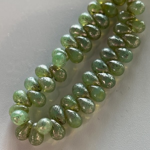 5x3mm Teardrop Bead Tea Green with Mercury Finish Czech Beads